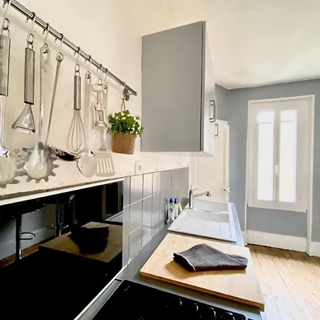 L'ancienne Comedie, En Hyper Centre ポアティエ